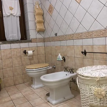 Villetta Con Piscina Laureana Cilento Ff アパート Rocca Cilento